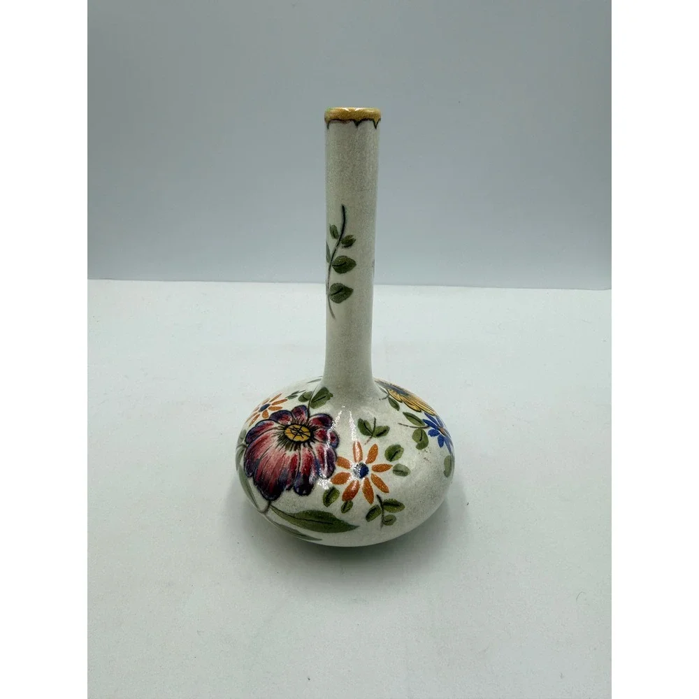 Royal Plazuid Bud Vase Unisex 6.5in White Gouda Holland Bertino 3662